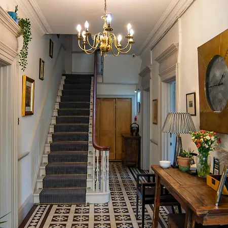 Dorian House Boutique B&B - Free Parking!-3